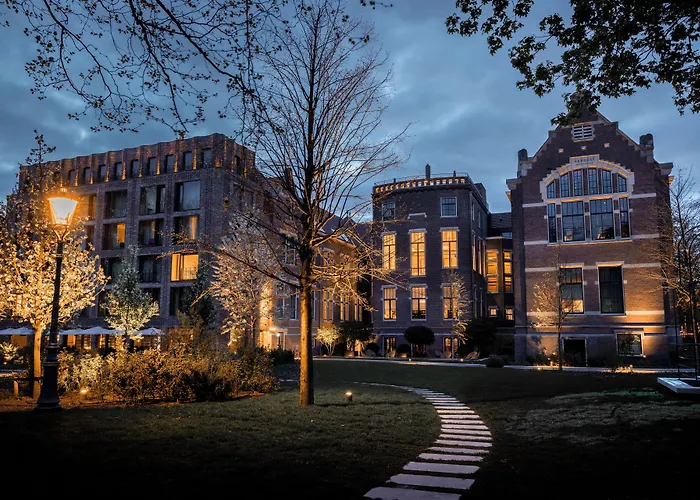 Pillows Grand Boutique Maurits At The Park - Small Luxury sBoutique Hotel